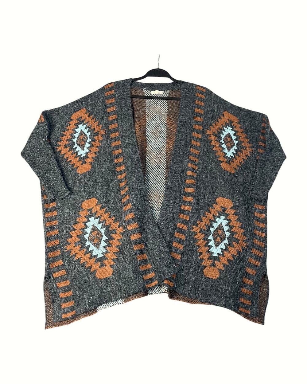 Debut Women’s Small/Medium Open Front Aztec Southwest Print Cardigan Sweater